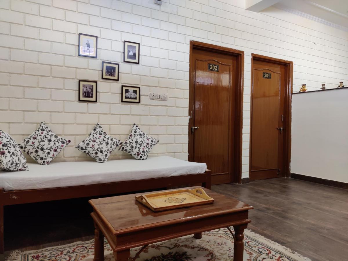 The Karauli Villa By Le Pension Stays 斋浦尔 外观 照片